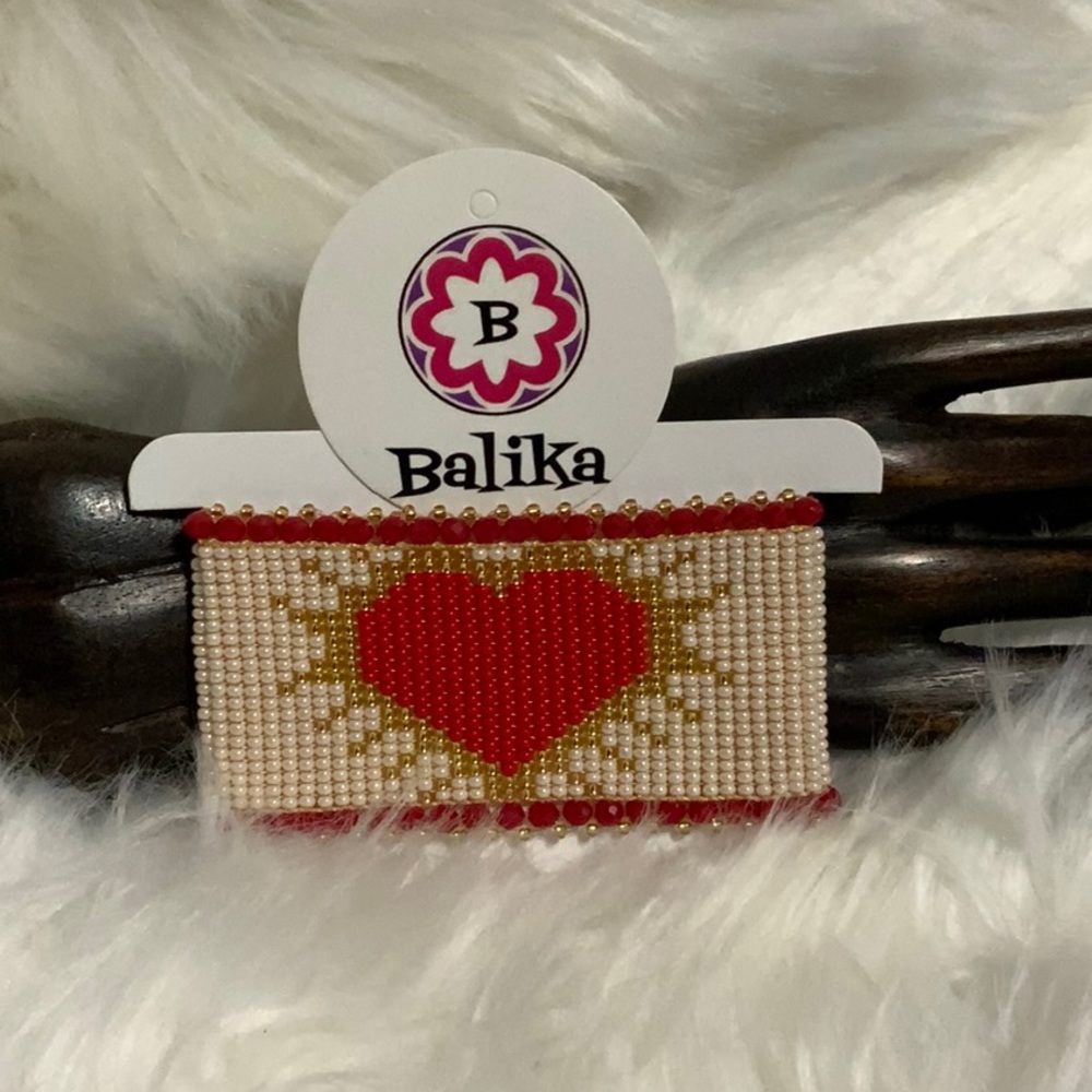 Handmade Colombian beaded bracelet 💕